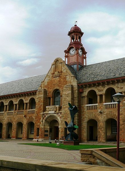 File:Old Arts Faculty Building, University of Pretoria.jpg